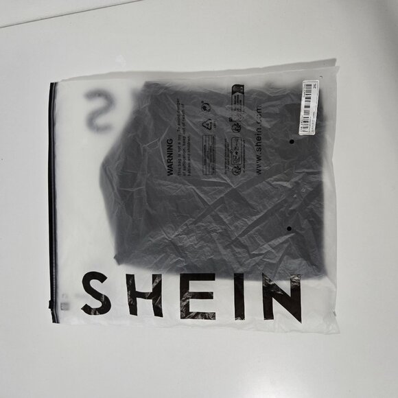 Shein Women's Jamaica‎ Flag Printed Shorts in Black - Size 2X - Picture 3 of 6